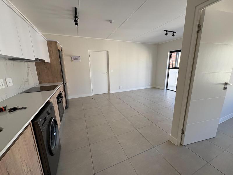 To Let 1 Bedroom Property for Rent in Richwood Western Cape